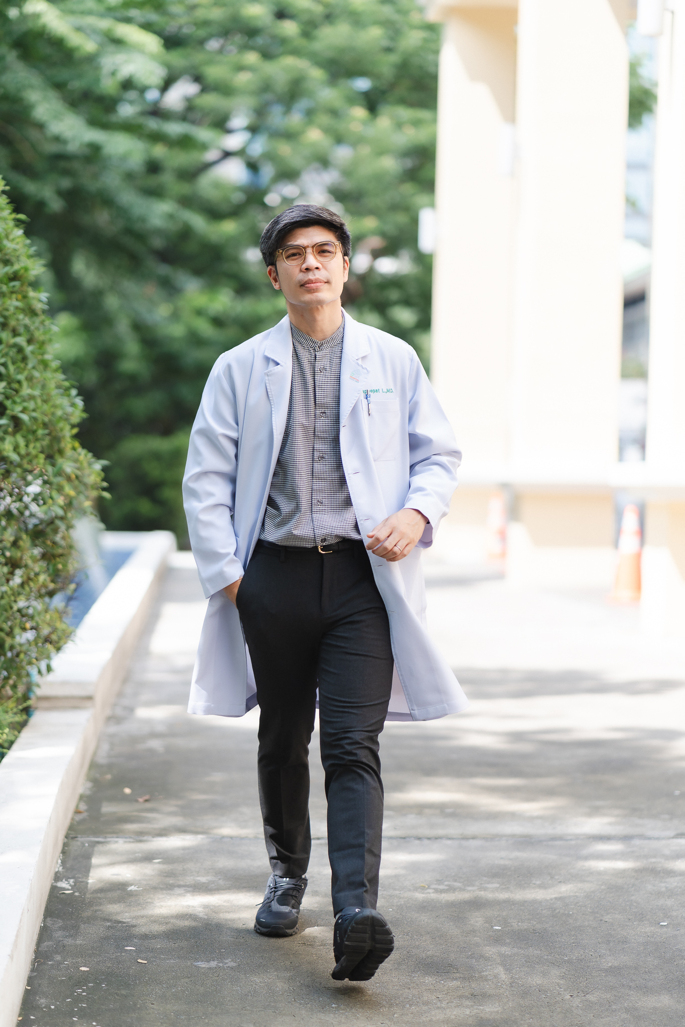 นพ. ระพีพัฒน์ เหล็กขำ